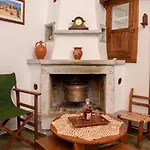 Itonia House